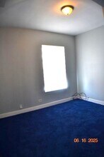 7041 S Wabash Ave in Chicago, IL - Building Photo - Building Photo