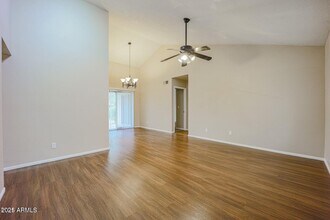 1007 E Oraibi Dr in Phoenix, AZ - Building Photo - Building Photo