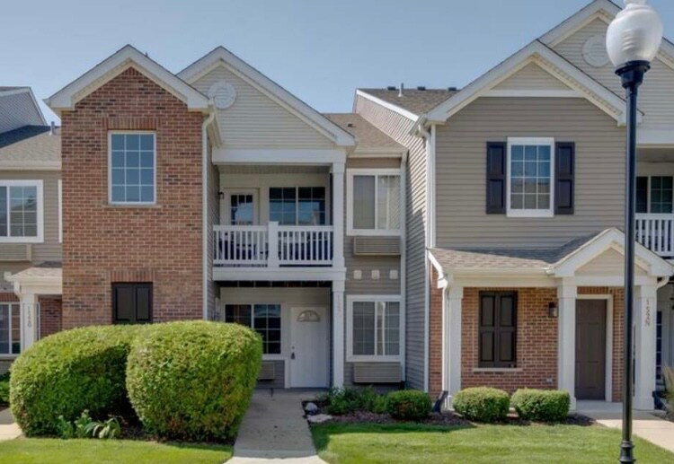 152 Bertram Dr in Yorkville, IL - Building Photo