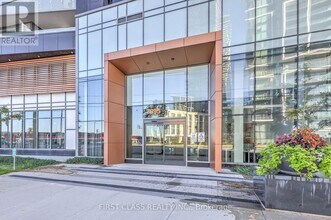 7895 Jane St in Vaughan, ON - Building Photo - Building Photo