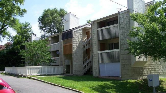 Magnolia Apartments in Kansas City, MO - Building Photo - Building Photo