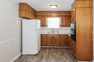 5041 Kyle Ln NW in Huntsville, AL - Building Photo - Building Photo