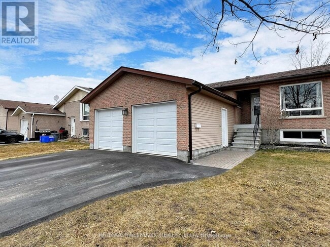 property at 47 Metro Rd S