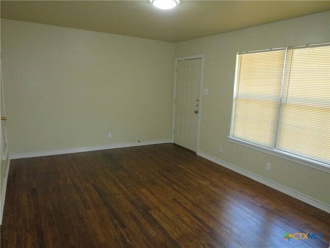 property at 502 McArthur Dr