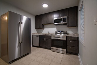 5094 J E L Drive, Unit 11 in Long Beach, MS - Building Photo - Building Photo