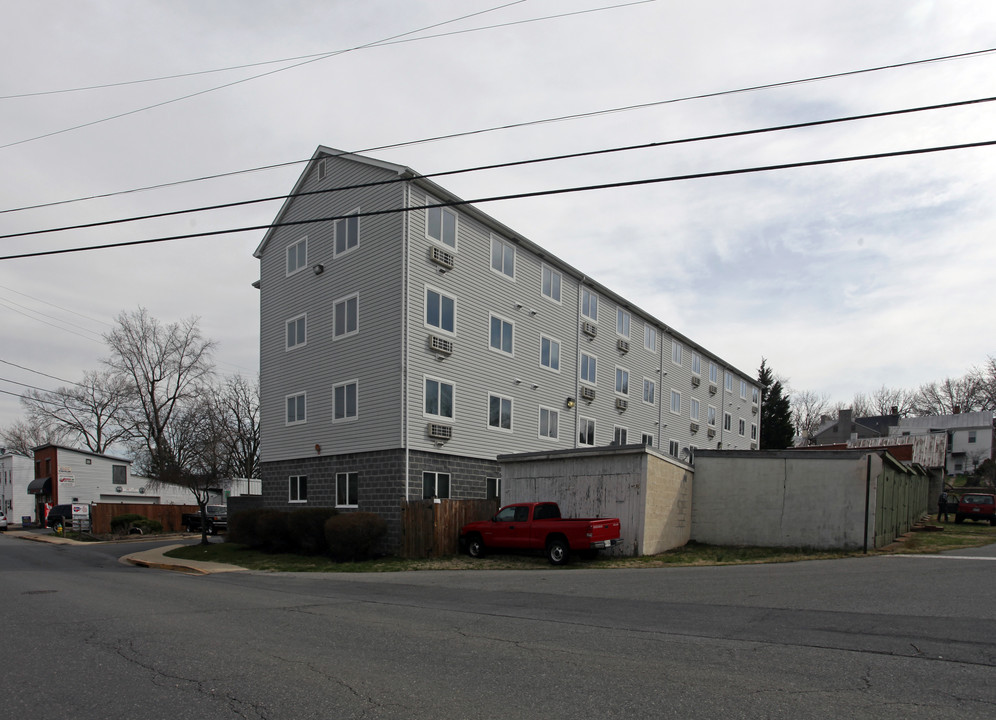 Weinberg House in Frederick, MD - Foto de edificio