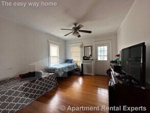 19 Stanley Ave in Medford, MA - Building Photo - Building Photo