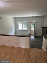 889 Clover Pl in Warminster, PA - Building Photo - Building Photo