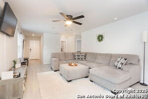 1206 Kiskadee Wy in San Antonio, TX - Building Photo - Building Photo