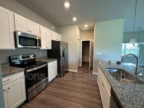2492 Sparkle Ln in North Port, FL - Building Photo - Building Photo