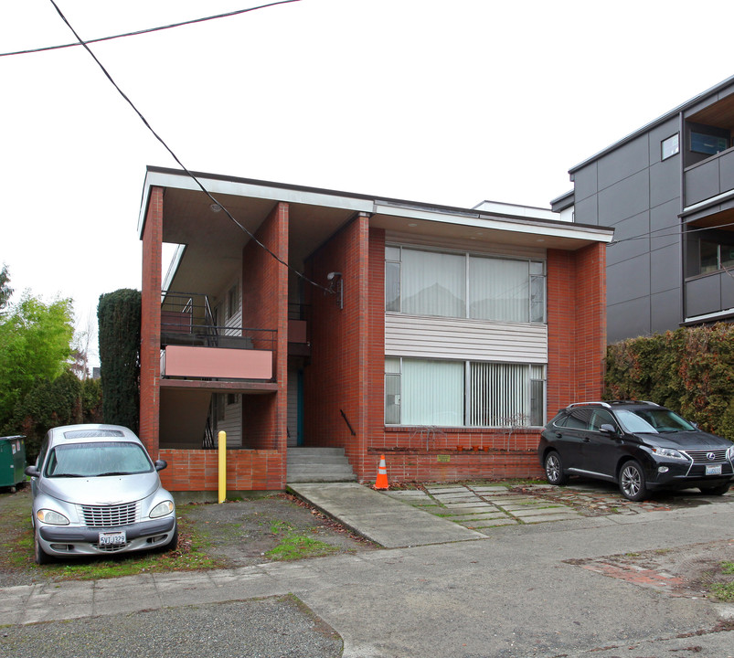 Corliss Crest in Seattle, WA - Foto de edificio