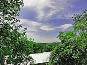 3306 Westhill Dr in Austin, TX - Building Photo - Building Photo