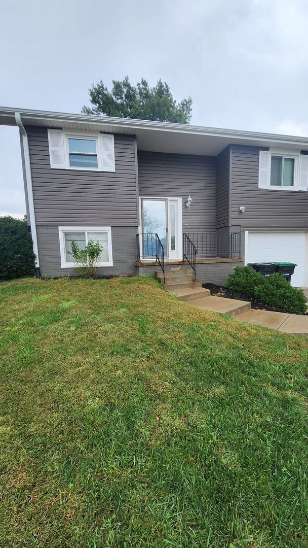 3511-3513 S 135th Cir in Omaha, NE - Building Photo - Building Photo