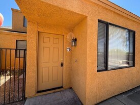 1257 E Weimer Cir in Tucson, AZ - Building Photo