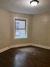 4855 W Cortez St in Chicago, IL - Building Photo - Building Photo