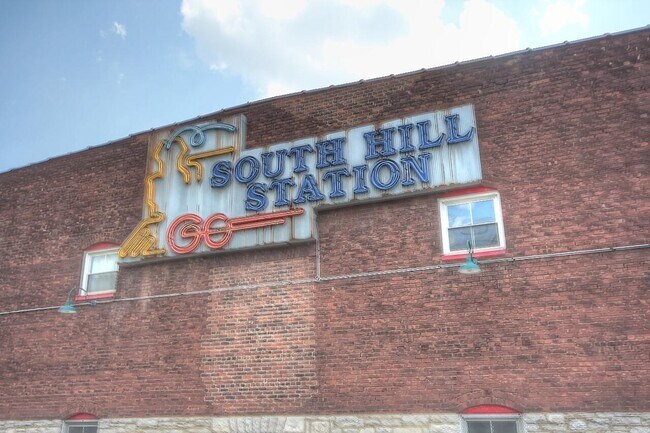 222 Bolivar St in Lexington, KY - Foto de edificio - Building Photo