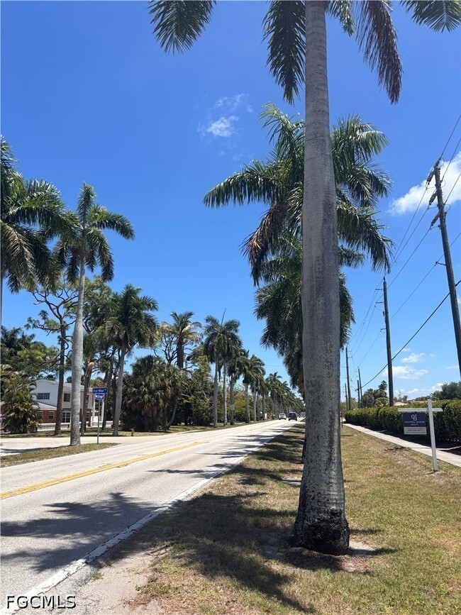 property at 12515 McGregor Blvd