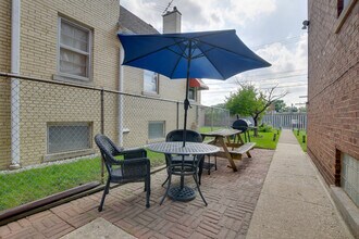 10508 S Claremont Ave in Chicago, IL - Building Photo - Building Photo