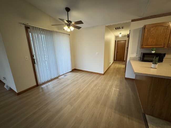 2528 Austin Dr in Springfield, IL - Building Photo - Building Photo