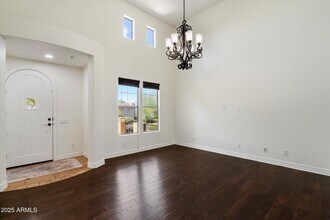 9260 E Desert Village Dr in Scottsdale, AZ - Building Photo - Building Photo