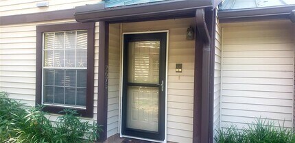2675 Sequoia Terrace in Palm Harbor, FL - Building Photo - Building Photo