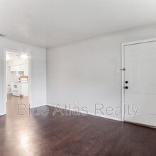 2725 Patricia Ln in Garland, TX - Building Photo - Building Photo