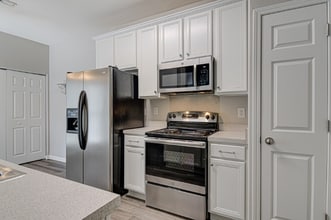 5972 Hollow Wood Ct in Winston-Salem, NC - Building Photo - Building Photo