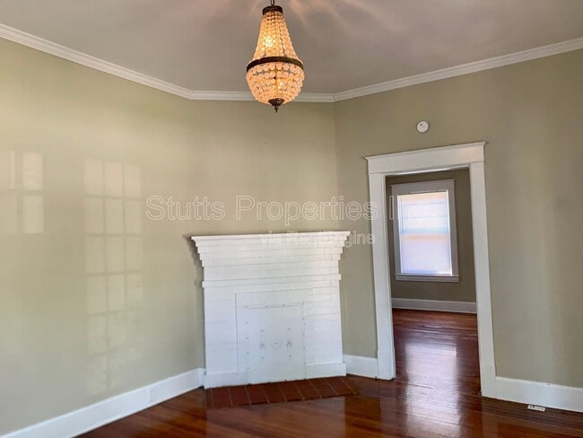 409 N Poplar St in Florence, AL - Building Photo - Building Photo