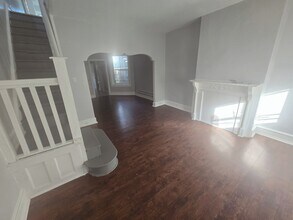 30 N Dewey St in Philadelphia, PA - Building Photo - Building Photo