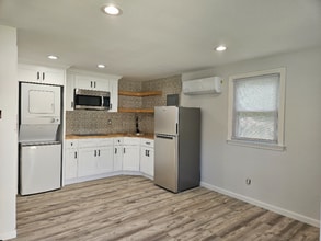 149 Walnut St in Piscataway, NJ - Building Photo - Building Photo