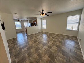 235 Tolcarne Dr in Hutto, TX - Building Photo - Building Photo