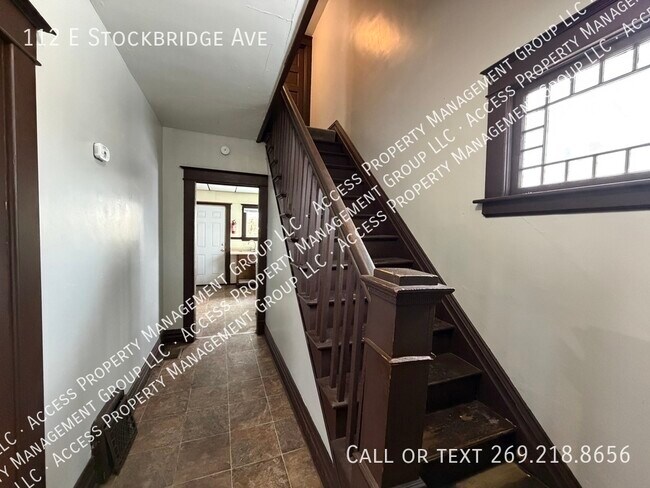 112 E Stockbridge Ave in Kalamazoo, MI - Building Photo - Building Photo