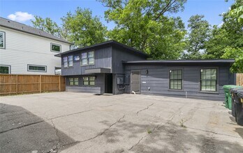 6810 Del Rio St in Houston, TX - Building Photo - Building Photo