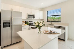 11795 SW 246 Terrace in Homestead, FL - Building Photo