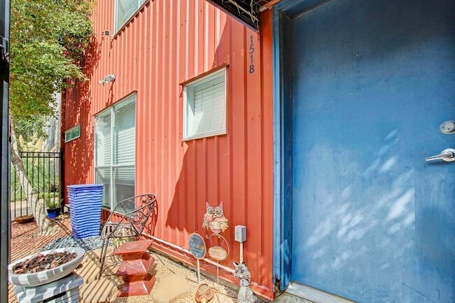 1518 Oneil St in Houston, TX - Foto de edificio - Building Photo