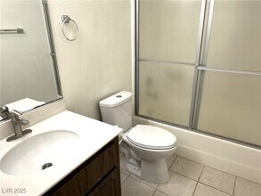1822 Avacado Ct in Henderson, NV - Building Photo - Building Photo