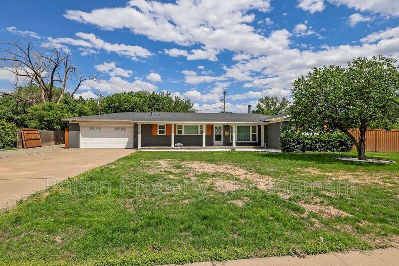 2221 Crockett St in Amarillo, TX - Building Photo