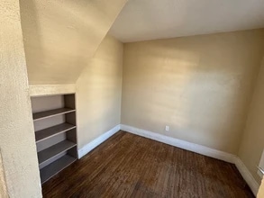 26 Sherwood St, Unit Upper in Buffalo, NY - Building Photo - Building Photo