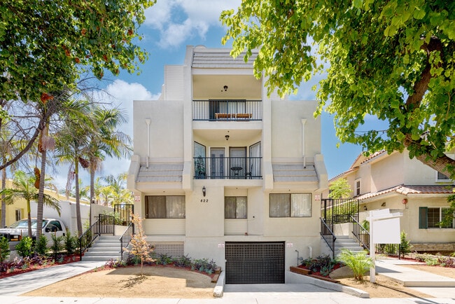 422 Hawthorne St, Unit 2 in Glendale, CA - Foto de edificio - Building Photo