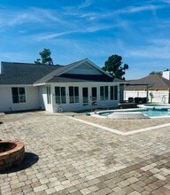 318 Wahoo Rd in Panama City Beach, FL - Building Photo - Building Photo
