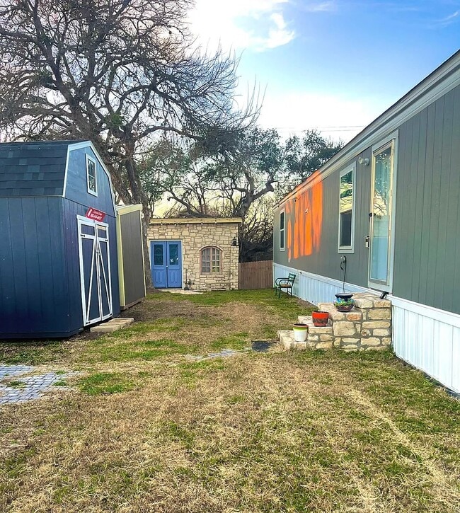 property at 453 E Zipp Rd