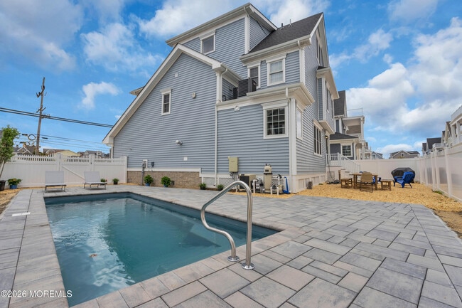 511 NJ-35 in Mantoloking, NJ - Building Photo - Building Photo