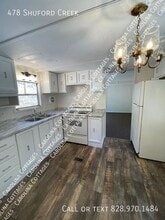 478 Shuford Creek Rd in Burnsville, NC - Building Photo - Building Photo