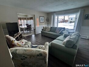 51 Billow Rd in East Lyme, CT - Building Photo - Building Photo