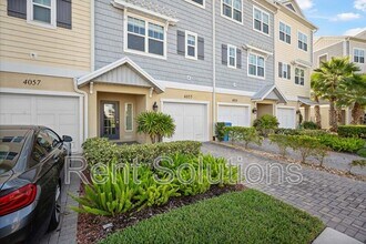 4055 Rocky Shores Dr in Tampa, FL - Building Photo - Building Photo