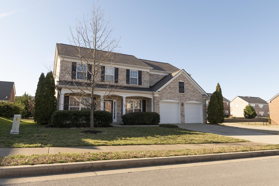 1929 Ashburn Ct in Nolensville, TN - Building Photo