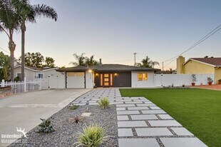 14234 York Ave in Poway, CA - Building Photo