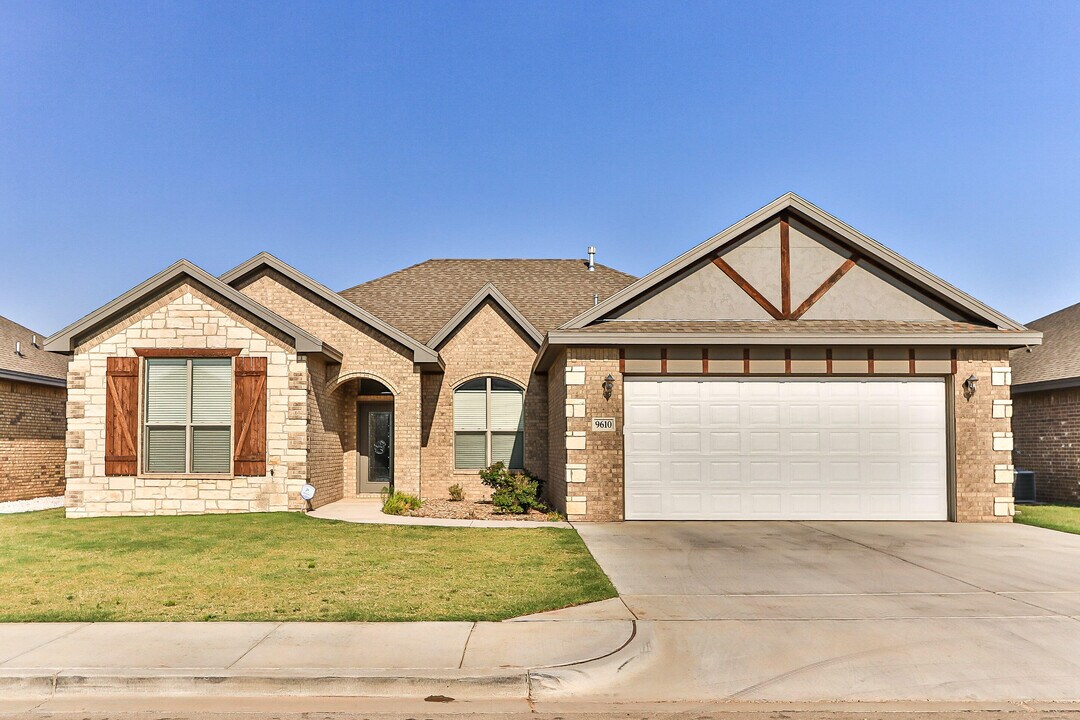 9610 Kline Ave in Lubbock, TX - Building Photo