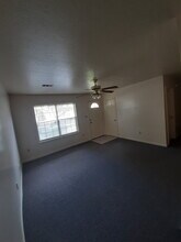 923 W Oak Ave in Jonesboro, AR - Building Photo - Building Photo