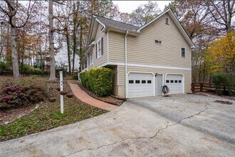 225 Hawkins Farm Cir in Ball Ground, GA - Building Photo - Building Photo